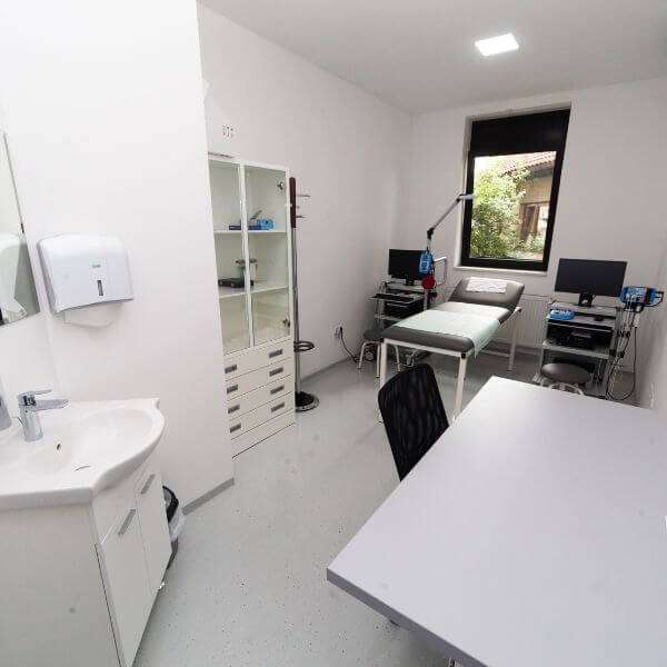 Epoxy Flooring Guys Melbourne install non-slip, hygienic floors for medical centres that are built to meet compliance.